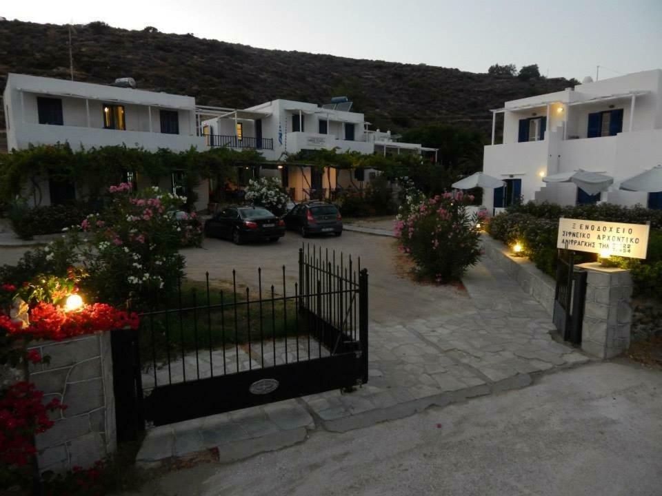 Sifneiko Arxontiko Hotel Faros  Exterior photo